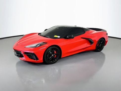 Used 2024 Chevrolet Corvette Stingray Preferred Conv w/ 2LT RWD image 3