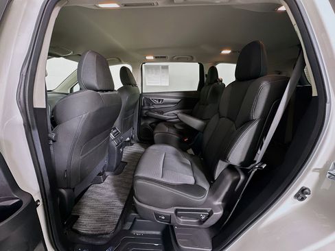 Used 2024 Subaru Ascent Premium w/ Convenience Package image 27