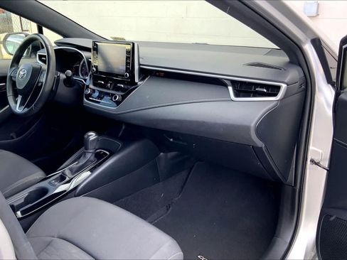 Used 2019 Toyota Corolla SE FWD image 23