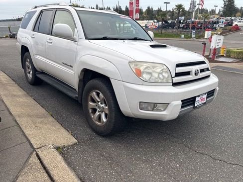 Used 2005 Toyota 4Runner SR5 image 3