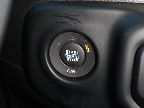 Used 2021 Jeep Wrangler Unlimited Sport image 15