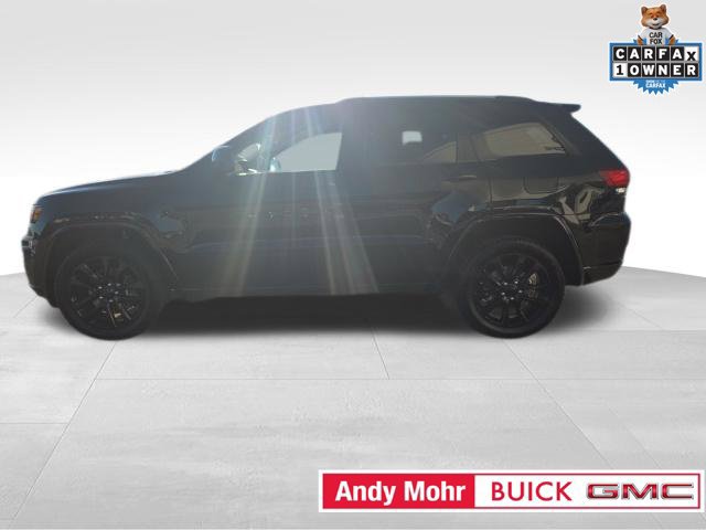 Used 2021 Jeep Grand Cherokee Altitude AWD/4WD image 12