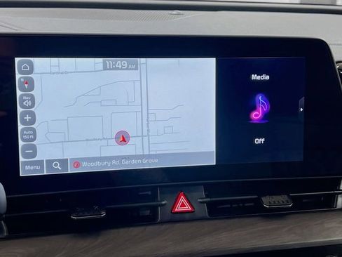 Certified 2025 Kia Sportage X-Line Prestige image 13