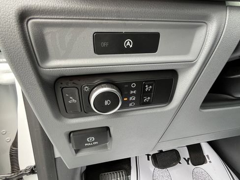 Used 2025 Ford F150 XLT w/ Equipment Group 301A Standard AWD/4WD image 12