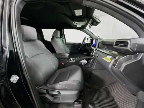 New 2025 Toyota Tacoma SR5 image 27