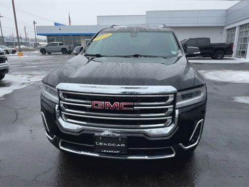 Used 2023 GMC Acadia SLT image 3