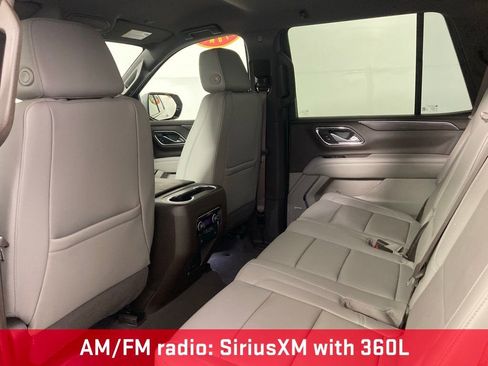 Used 2022 Chevrolet Tahoe Z71 w/ Luxury Package image 17