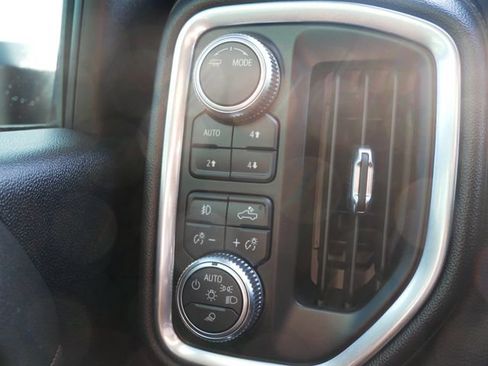 Used 2023 GMC Sierra 2500 AT4 AWD/4WD image 21