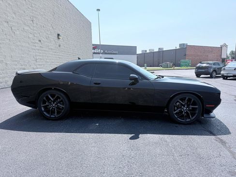 Used 2022 Dodge Challenger GT w/ Plus Package RWD image 6