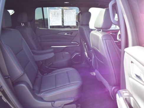 Used 2024 Chevrolet Traverse Z71 w/ Enhanced Driving Package image 43