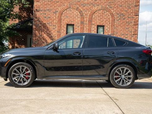 Used 2024 BMW X6 M60i AWD/4WD image 8