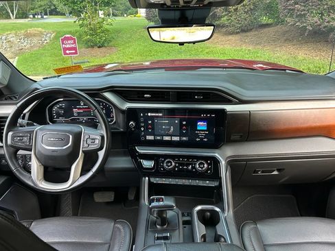 Used 2023 GMC Sierra 1500 Denali w/ Denali Reserve Package AWD/4WD image 17