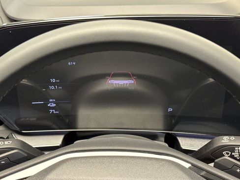 New 2025 Audi Q6 e-tron Premium Plus image 24