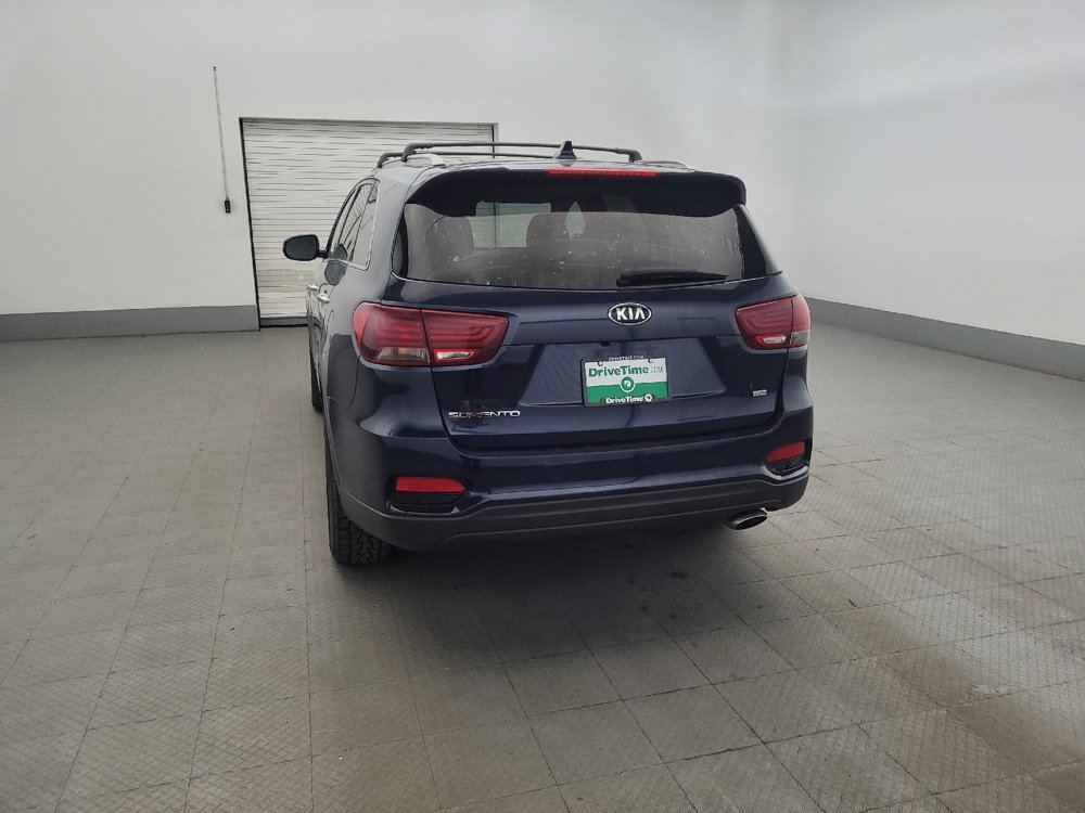Used 2019 Kia Sorento AWD w/ LX Convenience Package image 6
