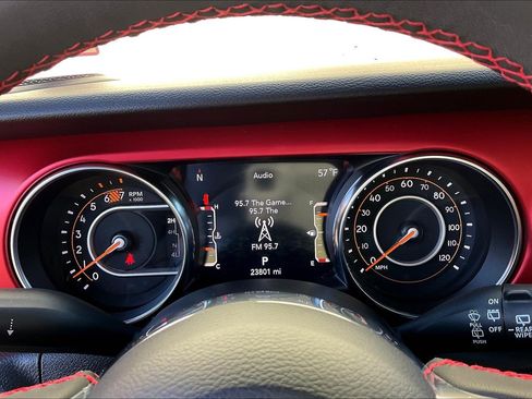 Used 2023 Jeep Wrangler Unlimited Rubicon image 19