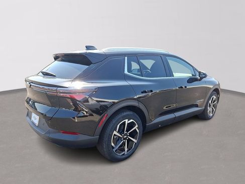 New 2026 Chevrolet Equinox EV LT FWD image 4