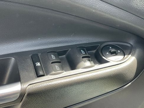 Used 2018 Ford Escape SE w/ SE Sync 3 Package AWD/4WD image 6