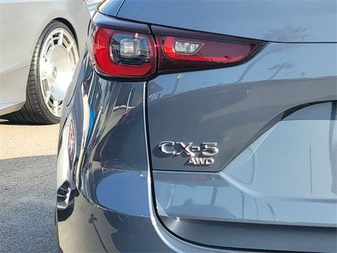 Used 2023 MAZDA CX-5 Carbon Edition image 6