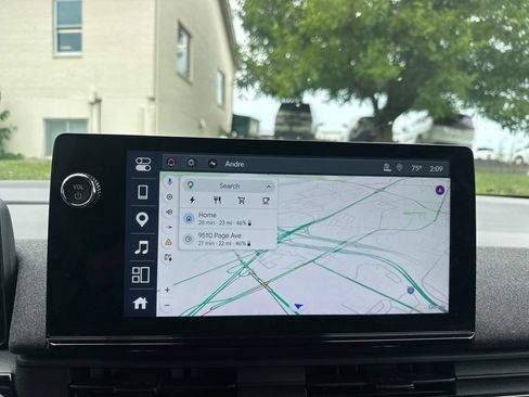 Used 2024 Honda Prologue EX image 18