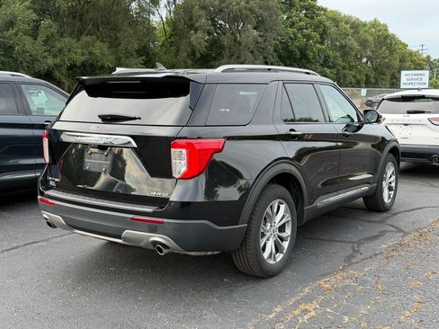 Used 2022 Ford Explorer Limited w/ Equipment Group 301A AWD/4WD image 6