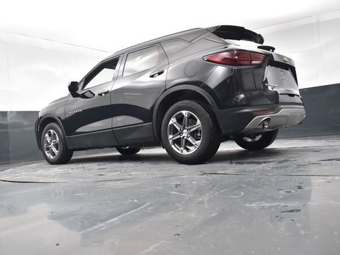 Used 2023 Chevrolet Blazer LT image 25