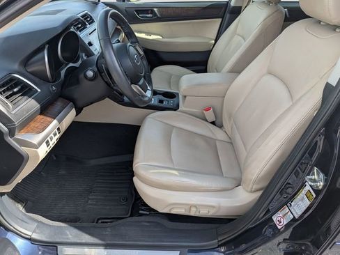 Used 2018 Subaru Outback 3.6R Limited image 10