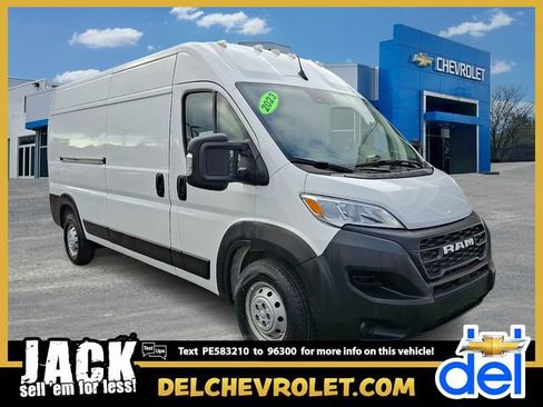 Used 2023 RAM ProMaster 2500 FWD image 1