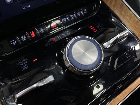 Used 2022 Jeep Grand Wagoneer Series II w/ Flexible Seating Group image 23