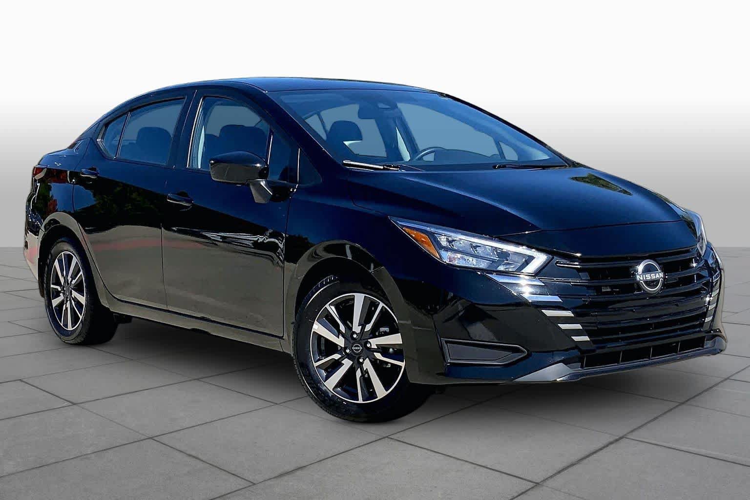 Used 2025 Nissan Versa SV w/ Trunk Package FWD image 3