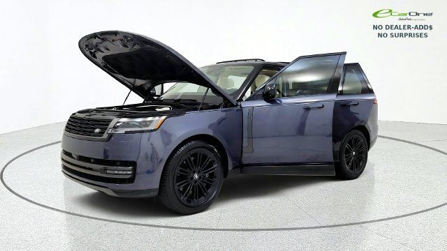 Used 2024 Land Rover Range Rover SE AWD/4WD image 13