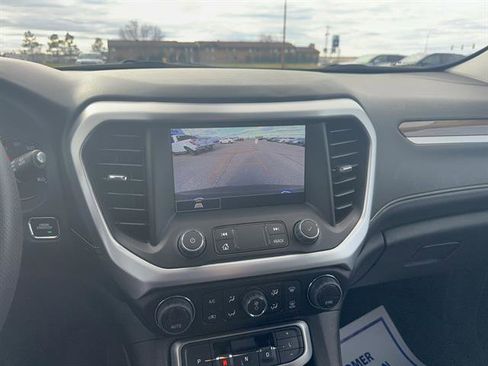 Used 2023 GMC Acadia SLE w/ Infotainment Package AWD/4WD image 16