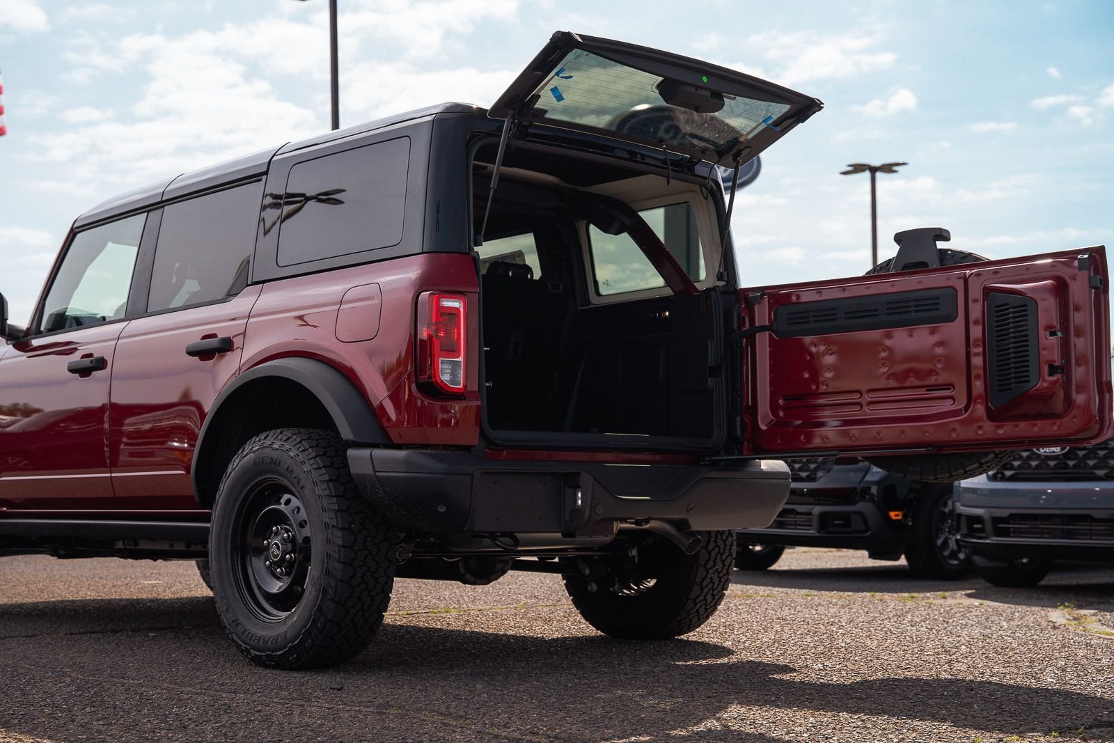 New 2026 Ford Bronco Big Bend w/ Black Diamond Package AWD/4WD image 14