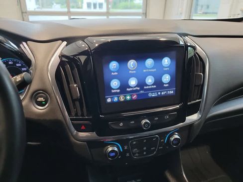 Used 2023 Chevrolet Traverse LT AWD/4WD image 14