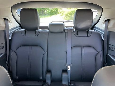 Certified 2024 MAZDA CX-90 3.3 Turbo w/ Preferred Plus AWD/4WD image 9