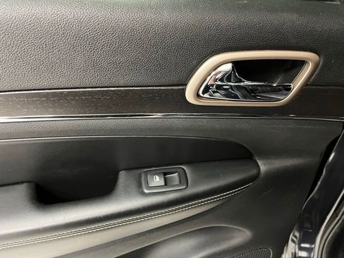 Used 2016 Jeep Grand Cherokee Limited w/ Trailer Tow Group IV AWD/4WD image 44