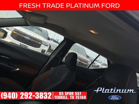 Used 2023 Nissan Kicks SR FWD image 8