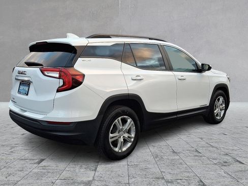 Certified 2022 GMC Terrain SLE w/ Driver Convenience Package image 11