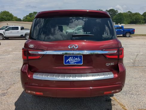 Used 2022 INFINITI QX80 Sensory w/ Cargo Package RWD image 4