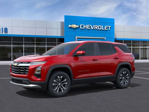 New 2026 Chevrolet Equinox LT image 2