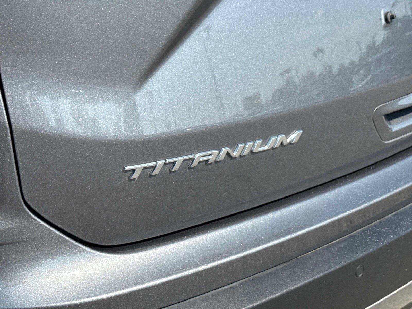 Used 2024 Ford Edge Titanium AWD/4WD image 10