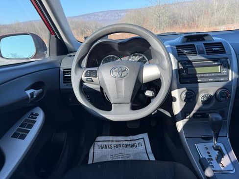Used 2012 Toyota Corolla S image 12
