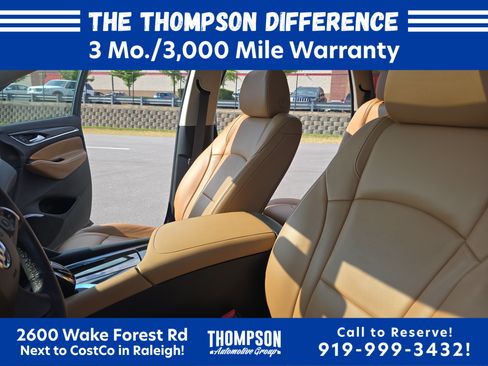 Used 2019 Buick Enclave Essence w/ LPO, Luxury Package FWD image 16