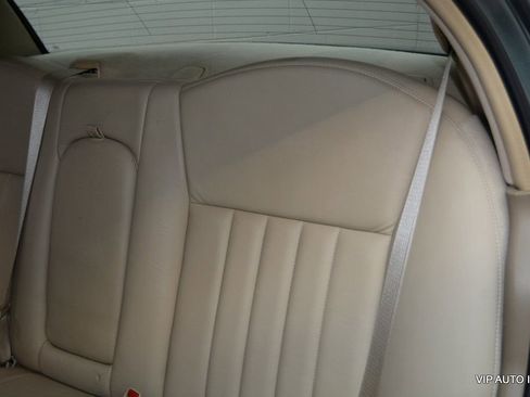 Used 2006 Lincoln Town Car Signature image 23