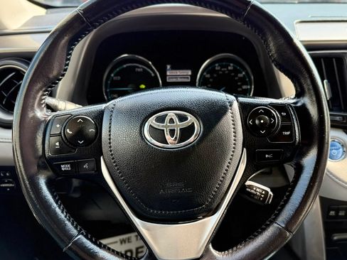 Used 2016 Toyota RAV4 Limited AWD/4WD image 13