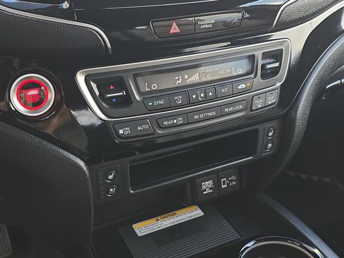 Certified 2022 Honda Passport Elite image 27