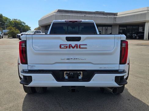 New 2026 GMC Sierra 3500 Denali w/ Denali Reserve Package image 5