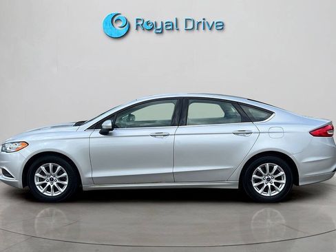 Used 2017 Ford Fusion S FWD image 3