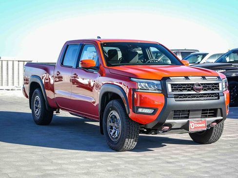 New 2026 Nissan Frontier PRO-4X w/ Tow Package AWD/4WD image 3