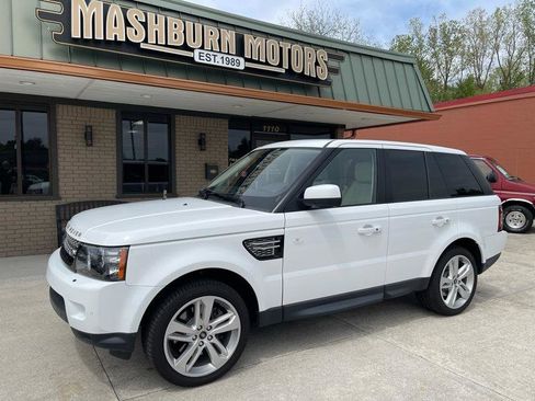 Used 2013 Land Rover Range Rover Sport HSE LUX AWD/4WD image 2
