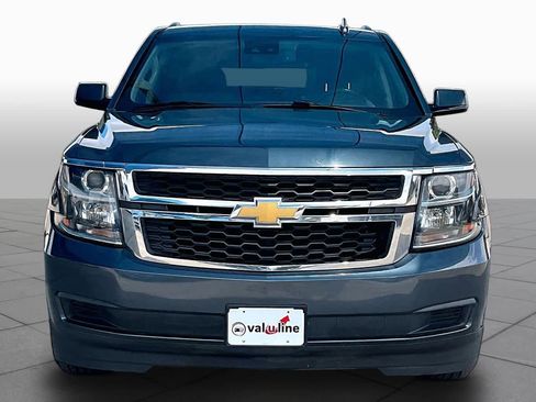 Used 2019 Chevrolet Suburban LT image 4